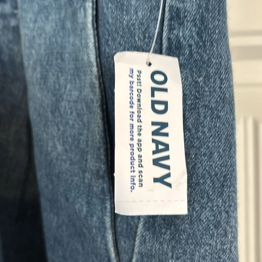 Old Navy High Waist Taylor Denim Shorts - Blue - Picture 6 of 11